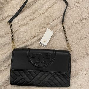 Tory Burch Alexa Clutch- used once! Excellent condition